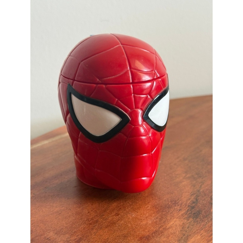 Universal Studios Exclusive - Marvel Spider Man 3D Molded Head Mug / Cup